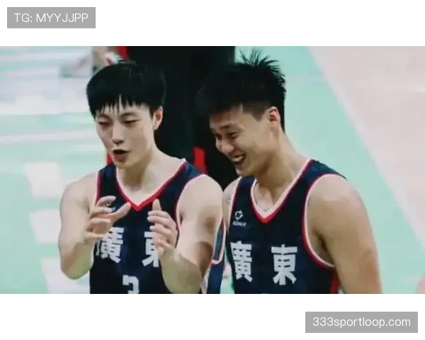 广州队近期表现呈现起伏，赛季中段胜负交替局面引人关注